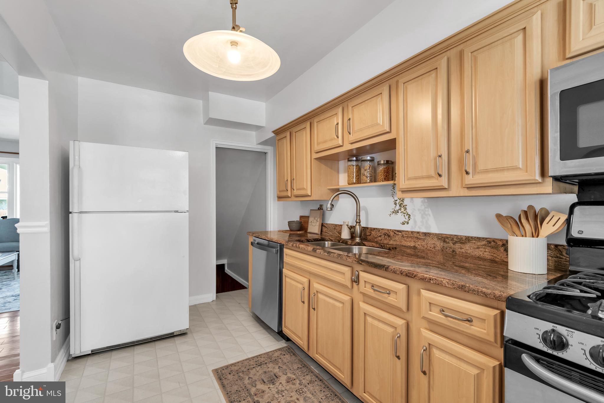 1939 Wareham Road Dundalk, MD 21222 - Photo 12 of 29