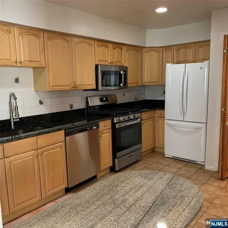 $769,000 | 26 Linwood Avenue, Cresskill, NJ 07626