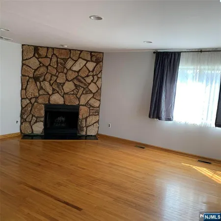 $769,000 | 26 Linwood Avenue, Cresskill, NJ 07626