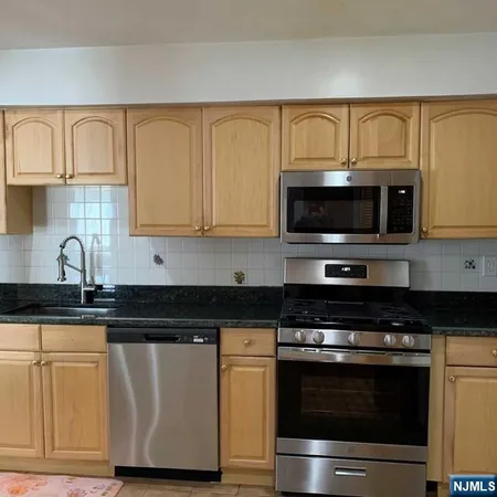 $769,000 | 26 Linwood Avenue, Cresskill, NJ 07626