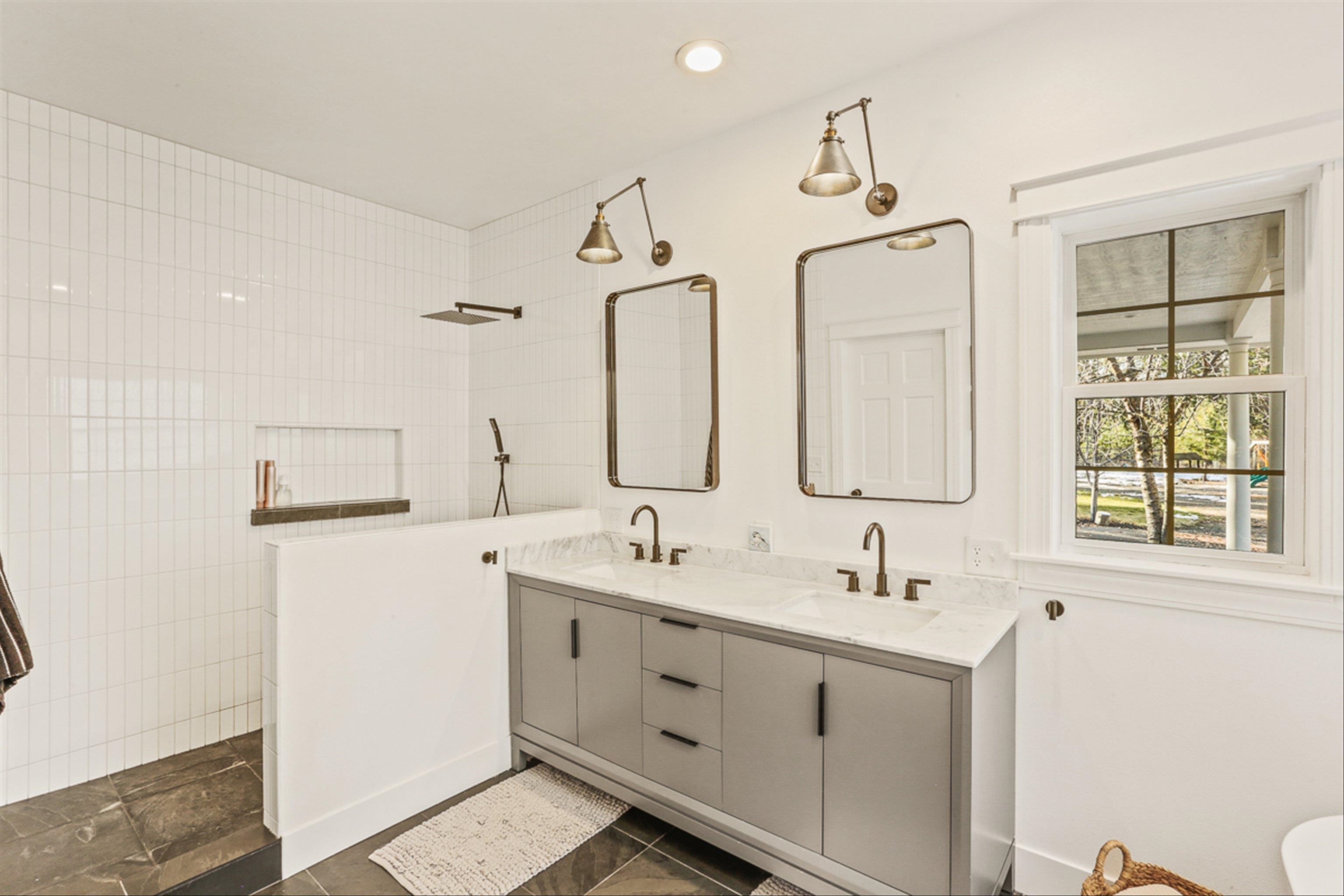 10803 South Freya Road Spokane, WA 99223 - Photo 21 of 50