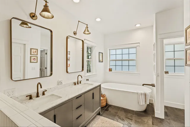 $1,299,900 | 10803 South Freya Road, Spokane, WA 99223