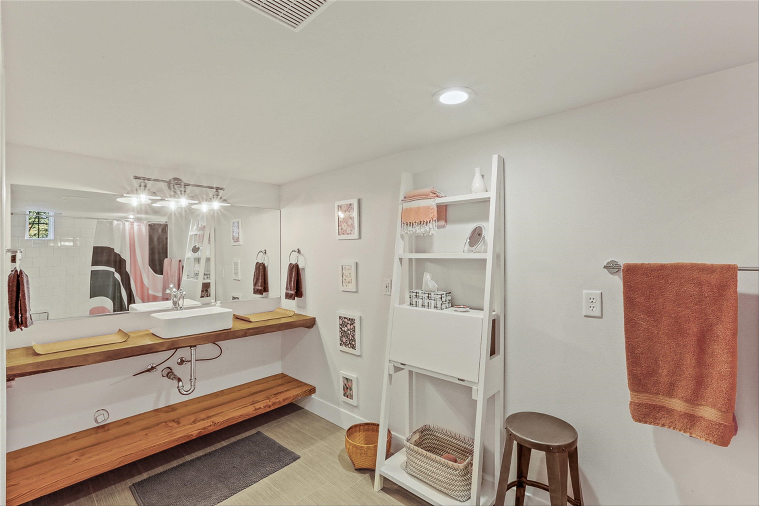 10803 South Freya Road Spokane, WA 99223 - Photo 36 of 50