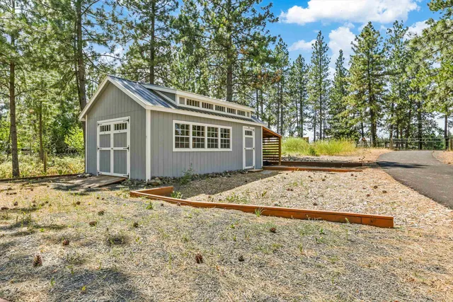 $1,299,900 | 10803 South Freya Road, Spokane, WA 99223