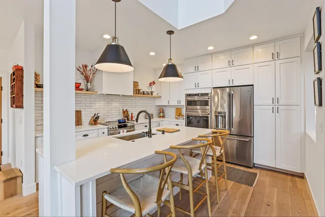 $1,299,900 | 10803 South Freya Road, Spokane, WA 99223