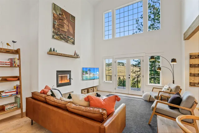 $1,299,900 | 10803 South Freya Road, Spokane, WA 99223