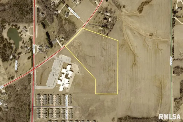 $450,000 | 4950 Columbus Road, Quincy, IL 62305