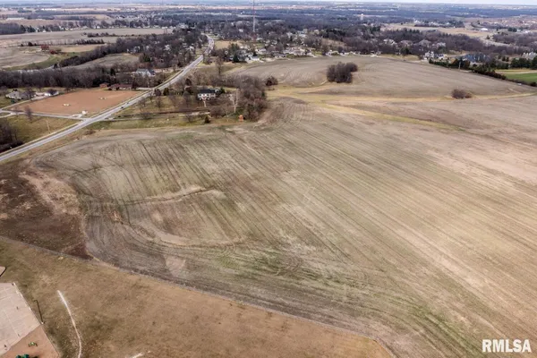 $400,000 | 4950 Columbus Road, Quincy, IL 62305