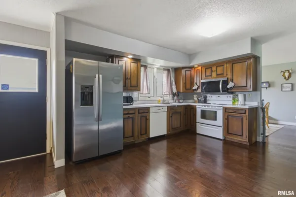 $185,000 | 865 East Franklin Street, Macomb, IL 61455