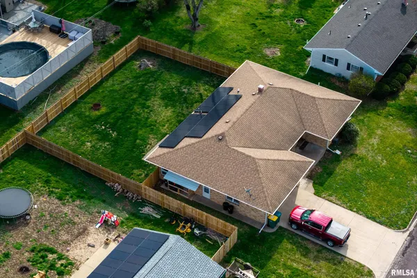 $185,000 | 865 East Franklin Street, Macomb, IL 61455