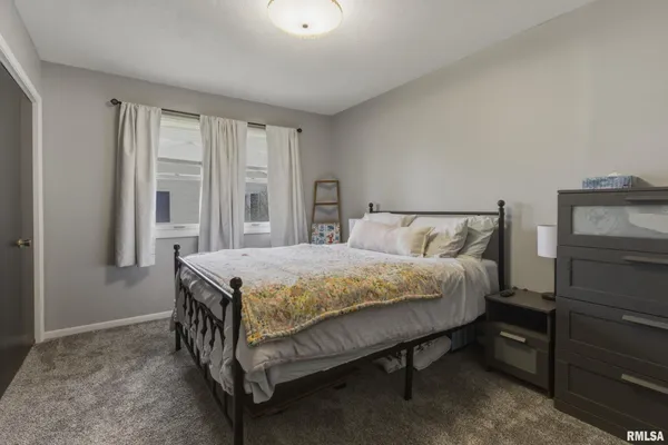 $185,000 | 865 East Franklin Street, Macomb, IL 61455