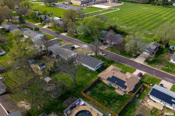 $185,000 | 865 East Franklin Street, Macomb, IL 61455