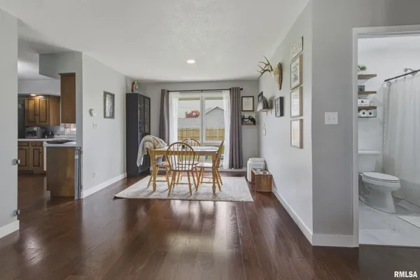 $185,000 | 865 East Franklin Street, Macomb, IL 61455
