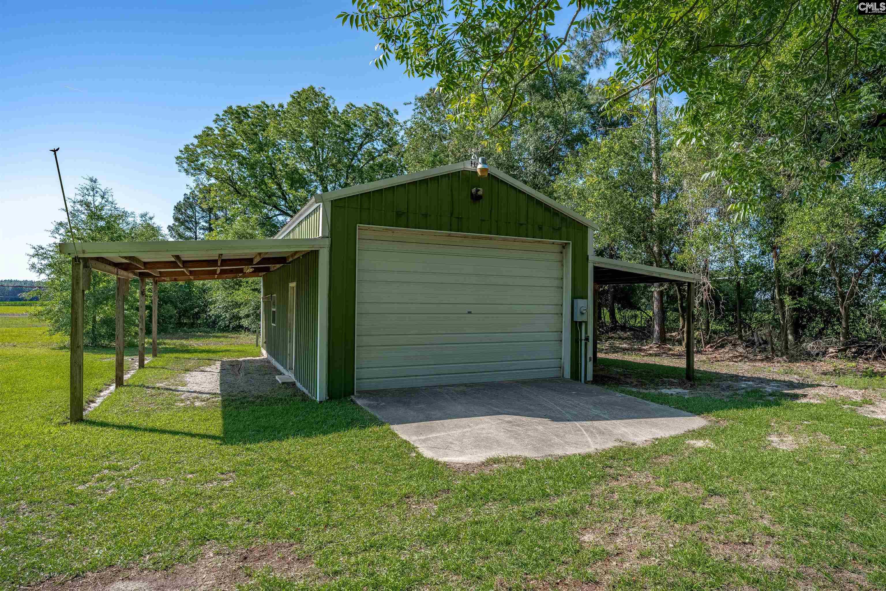 941 Old Charleston Road Pelion, SC 29123 - Photo 20 of 40