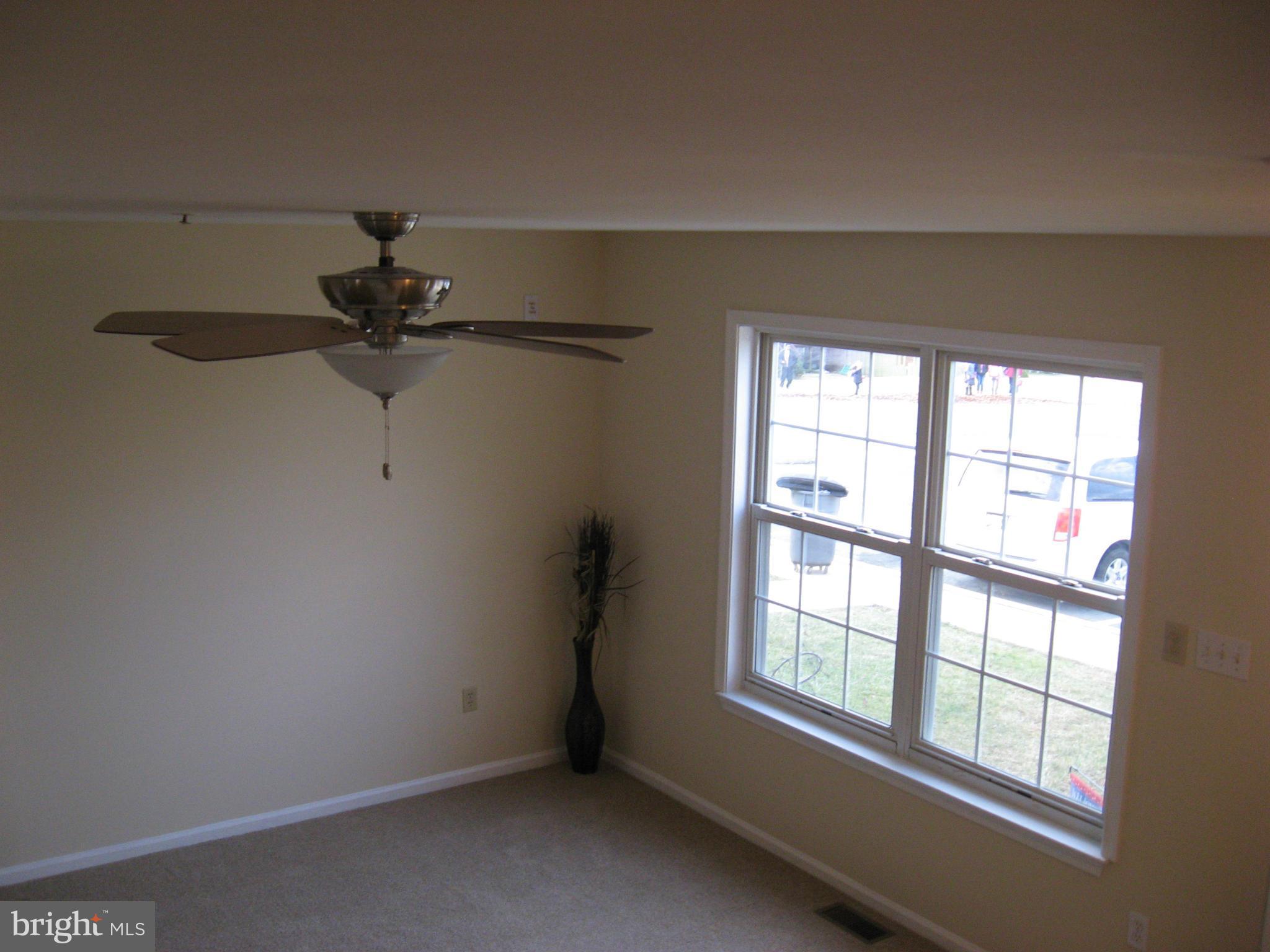 612 Buttonwoods Road Elkton, MD 21921 - Photo 6 of 24 Living Room