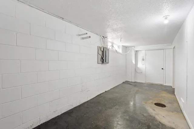 $429,900 | 2381 Pagel Road, Mendota Heights, MN 55120