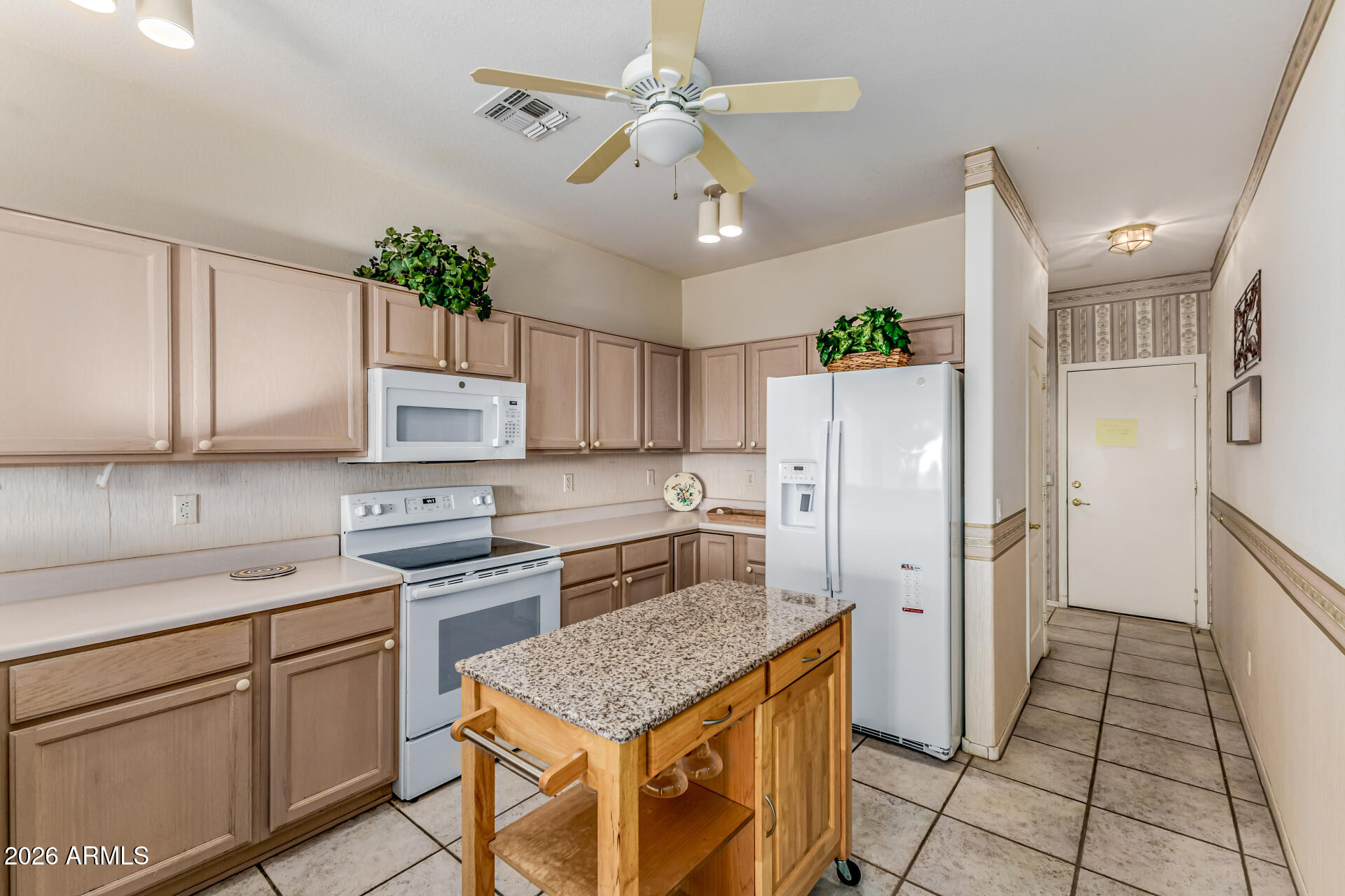 6680 South Tamarron Way Chandler, AZ 85249 - Photo 15 of 45 Kitchen