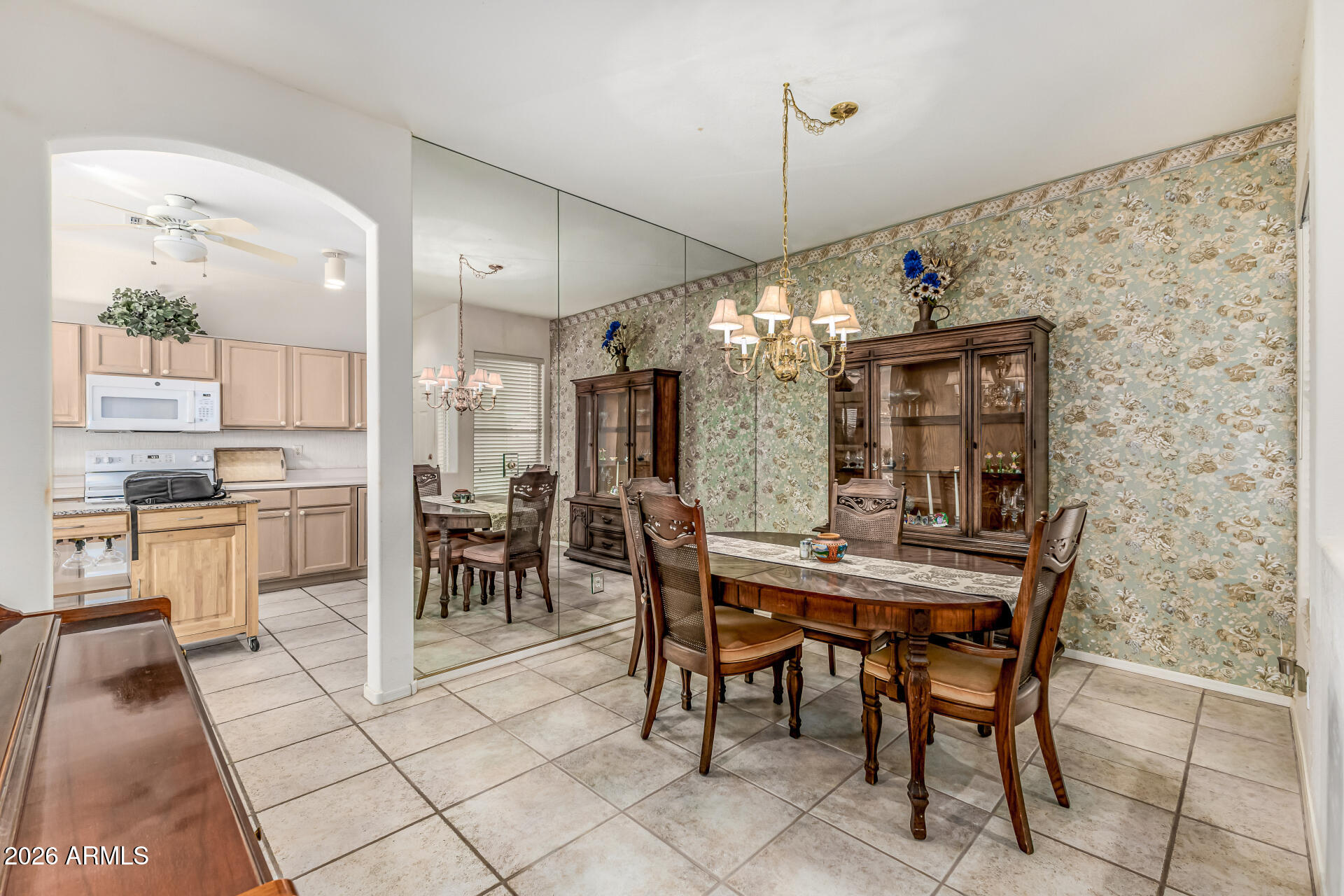 6680 South Tamarron Way Chandler, AZ 85249 - Photo 7 of 45 Formal Dining Room / Hallway