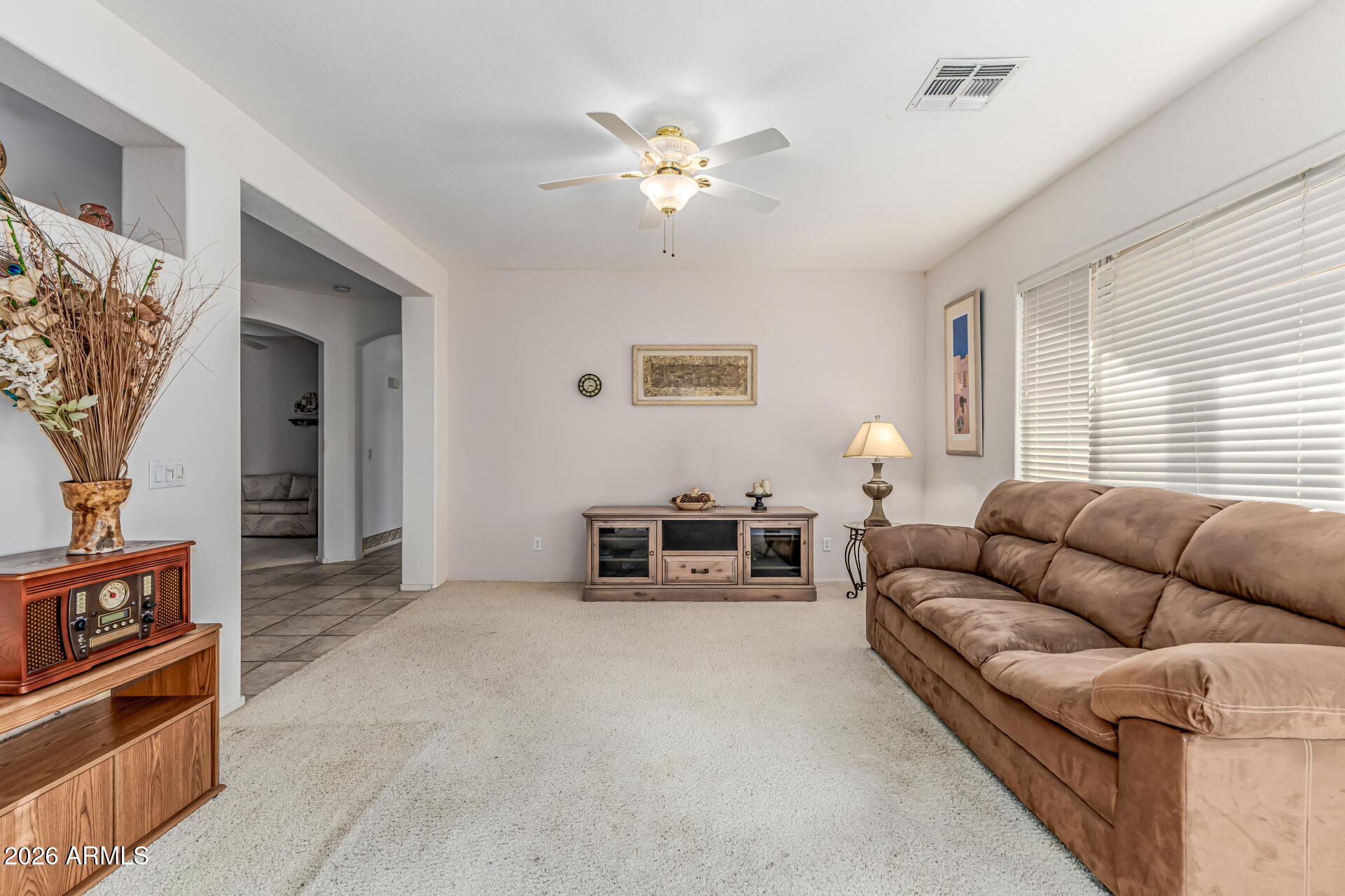 6680 South Tamarron Way Chandler, AZ 85249 - Photo 8 of 45 Living Room