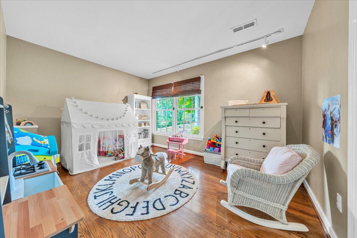 5115 Falcon Ridge Road Roanoke, VA 24018 - Photo 27 of 73 26-MIB05212