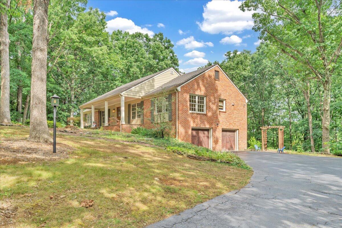 5115 Falcon Ridge Road Roanoke, VA 24018 - Photo 71 of 73 66-MIB05317