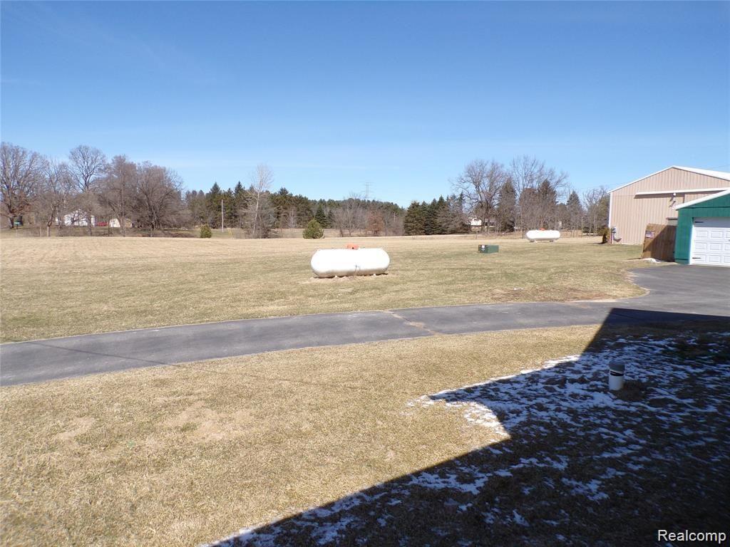 7139 Washburn Road Goodrich, MI 48438 - Photo 22 of 24 views 2.JPG