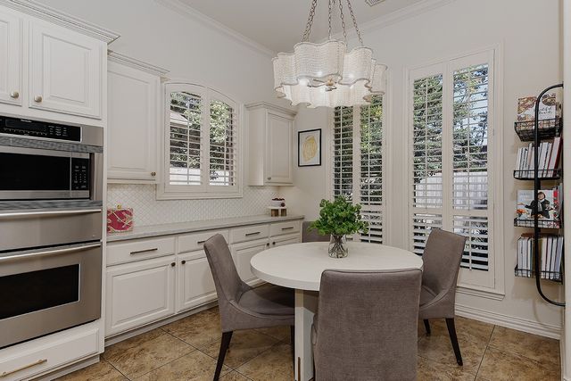 $850,000 | 55 Mason Pond Place, The Woodlands, TX 77381