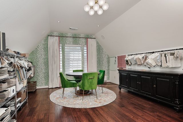 $850,000 | 55 Mason Pond Place, The Woodlands, TX 77381