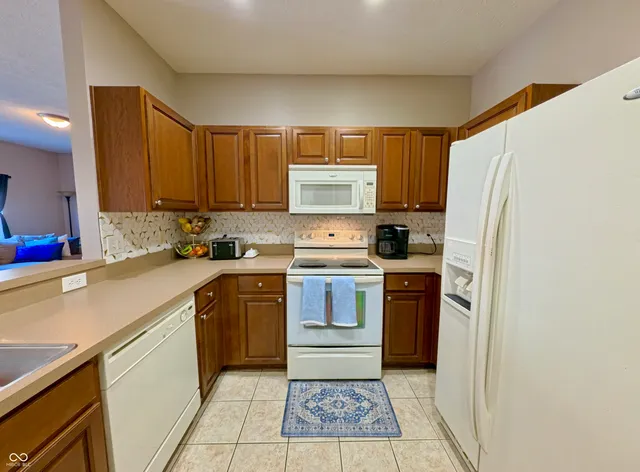 $229,900 | 13410 White Granite Drive, Unit 1100, Fishers, IN 46038