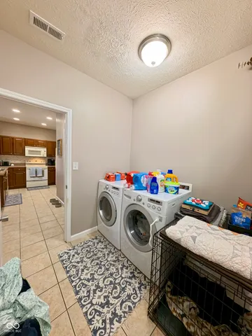 $229,900 | 13410 White Granite Drive, Unit 1100, Fishers, IN 46038