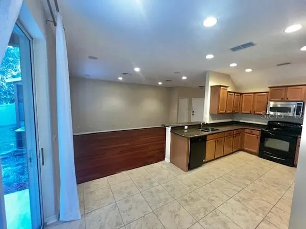 $2,650 | 8547 Bertram Lane, Oviedo, FL 32765