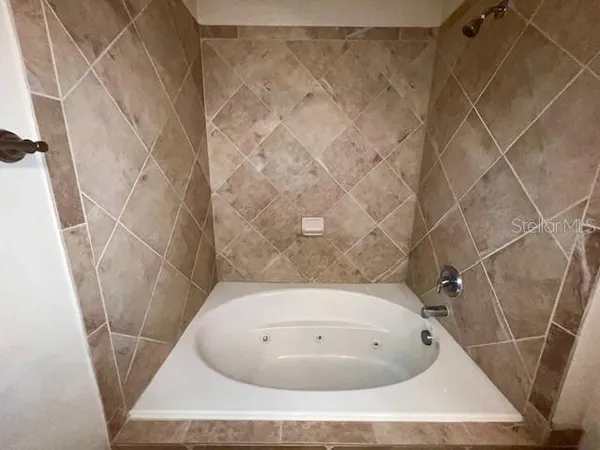 $2,650 | 8547 Bertram Lane, Oviedo, FL 32765