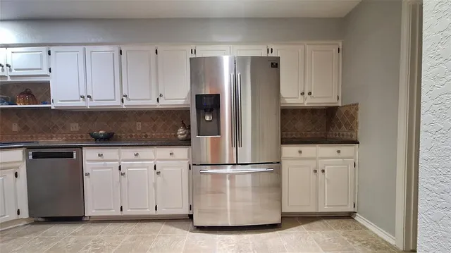 $2,700 | 2813 Woodpath Lane, Bedford, TX 76021