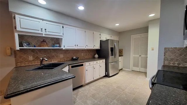 $2,700 | 2813 Woodpath Lane, Bedford, TX 76021