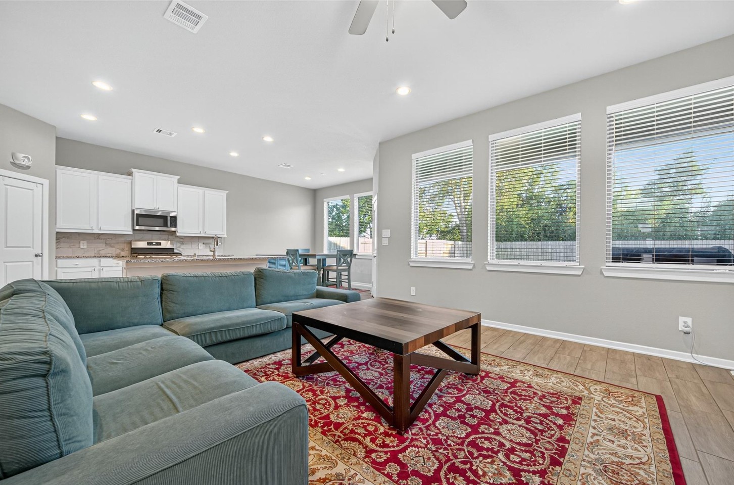 2134 Bluegrass Lane Rosenberg, TX 77469 - Photo 6 of 16