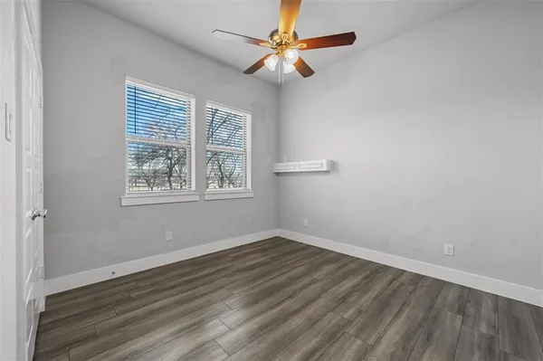 $2,795 | 204 North Getzendaner Street, Unit 2, Waxahachie, TX 75165