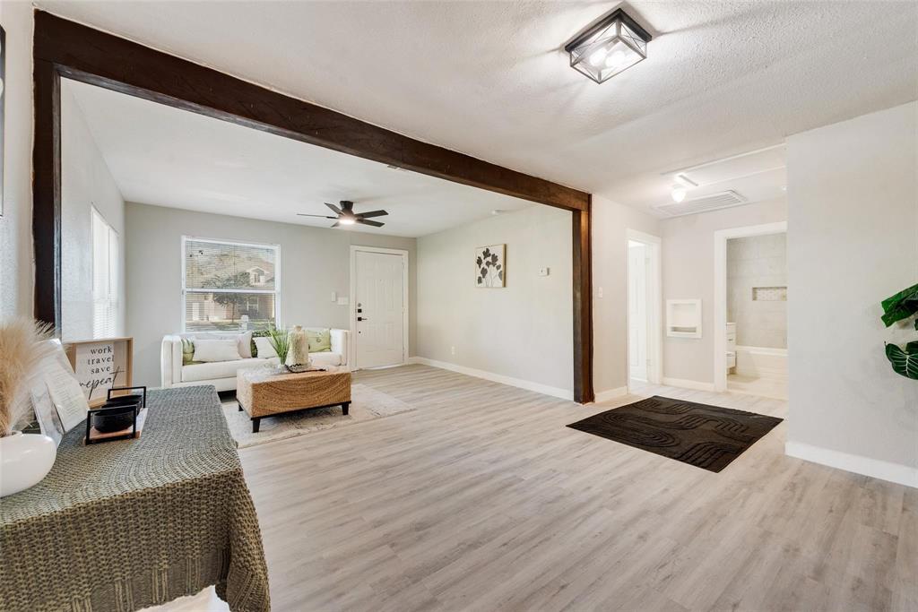 109 Lydia Street Terrell, TX 75160 - Photo 14 of 22 a living room with furniture and a table