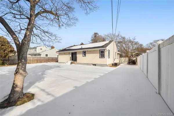 a view of a house with a outdoor space