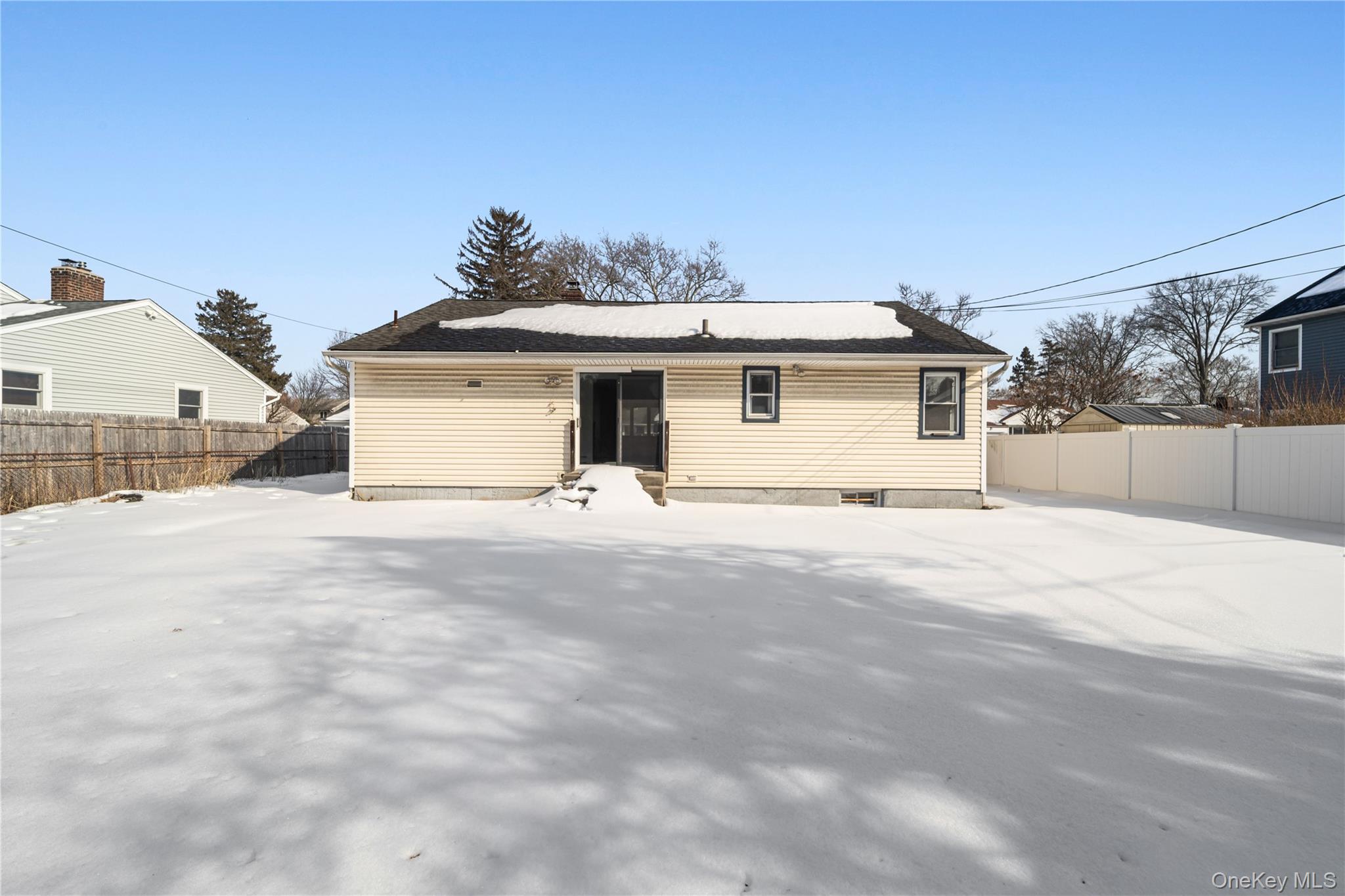 24 Elderberry Road Syosset, NY 11791 - Photo 39 of 48