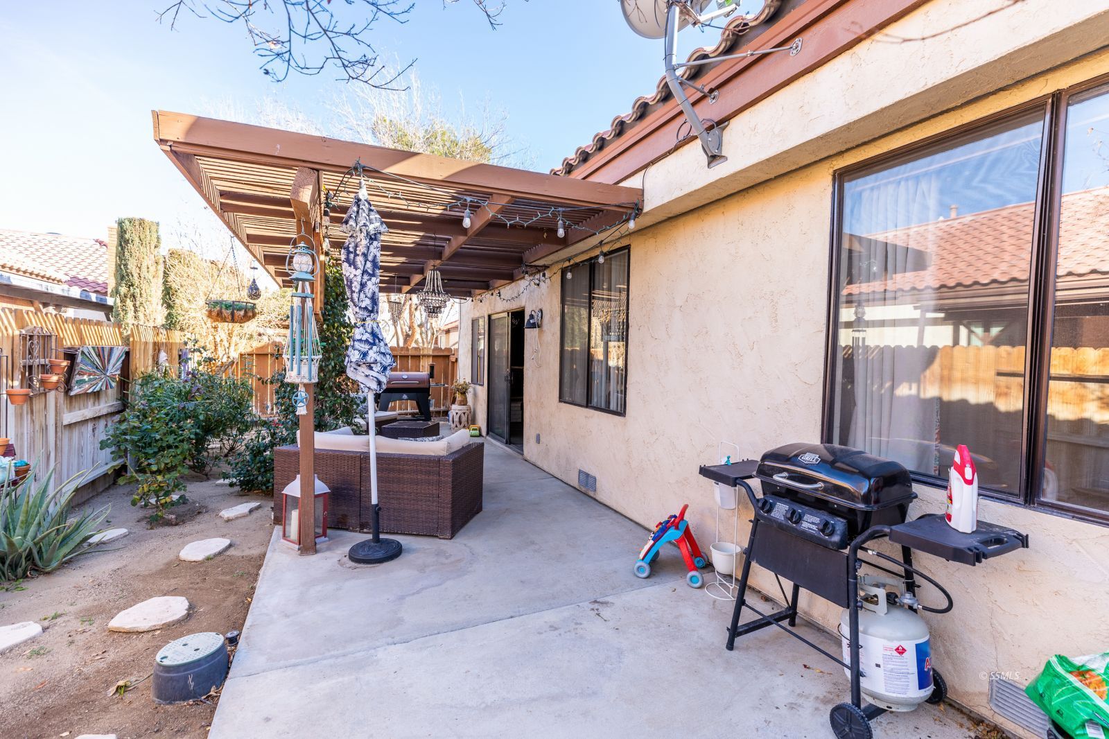 412 Tepatitlan Court Ridgecrest, CA 93555 - Photo 27 of 30