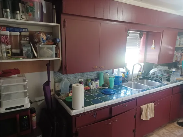 $89,500 | 1302 Thomas Avenue, Pasadena, TX 77506