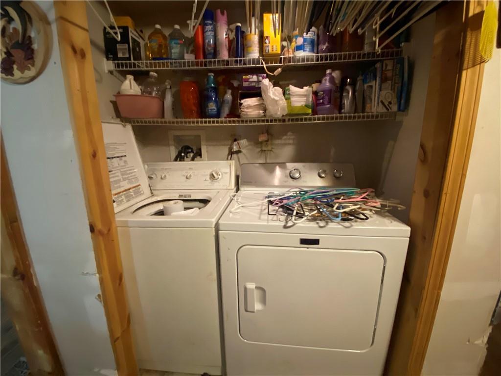 290 Calverts Hill Road Spraggs, PA 15362 - Photo 19 of 22 a utility room with dryer and washer