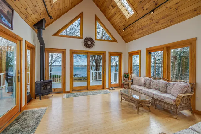 $899,000 | 487 Paul Bunyan Road, Gouldsboro, ME 04624