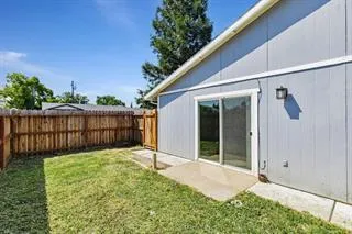 $2,300 | 3203 Luscutoff Court, Sacramento, CA 95820