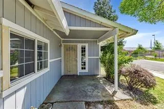 $2,300 | 3203 Luscutoff Court, Sacramento, CA 95820