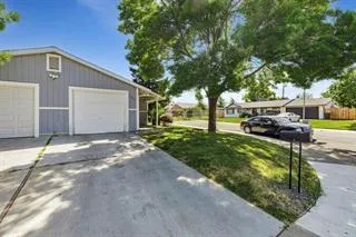 $2,300 | 3203 Luscutoff Court, Sacramento, CA 95820