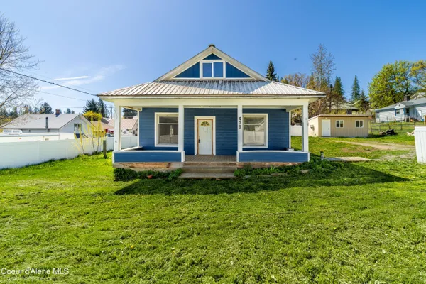 $289,000 | 405 Jefferson Avenue, St. Maries, ID 83861