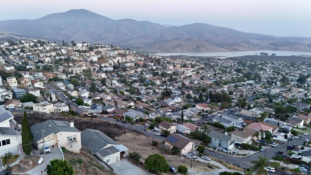 1421 Maria Avenue Spring Valley, CA 91977 - Photo 34 of 51