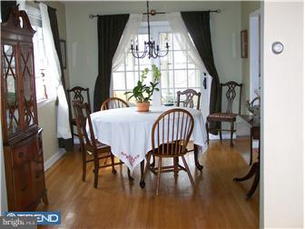 640 Crestwood Road Wayne, PA 19087 - Photo 4 of 12 Dining Room