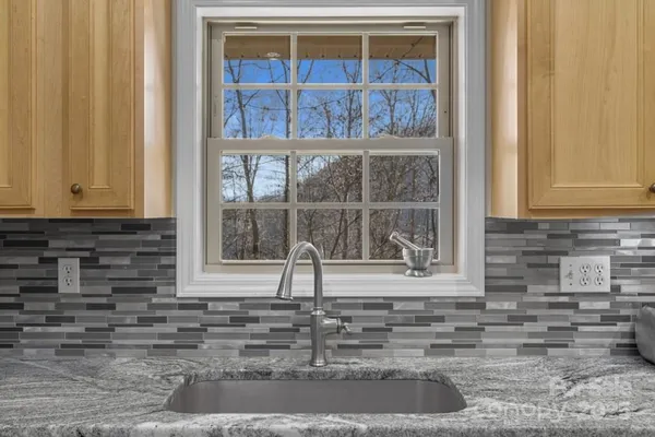 $462,500 | 165 Eagles Ridge Road, Unit 2, Sylva, NC 28779